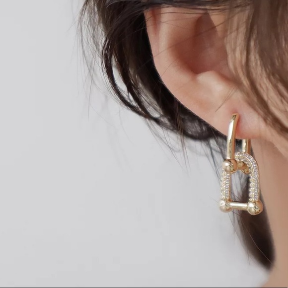 💛Gold plated geometric link stud earrings - Picture 4 of 7